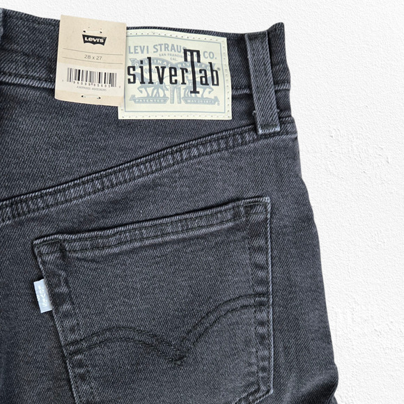 Levi's SilverTab Black Wash High Waisted Tapered Straight Leg Mom Jeans Size 28 - Picture 11 of 14